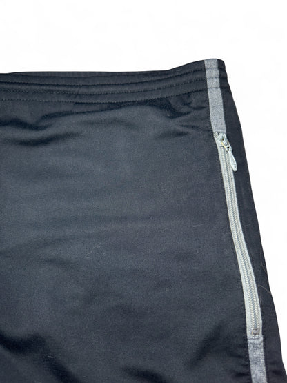 Nike open Leg Trackpants schwarz (L)